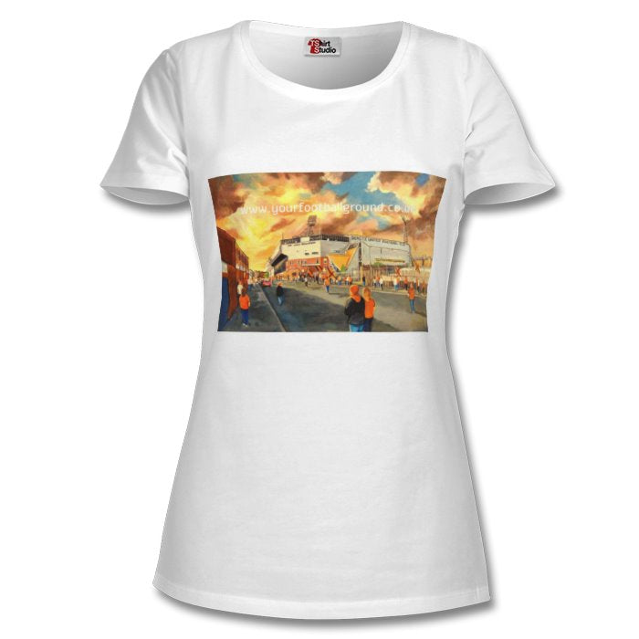 Women's Dundee-United supporters on way to game T-Shirt