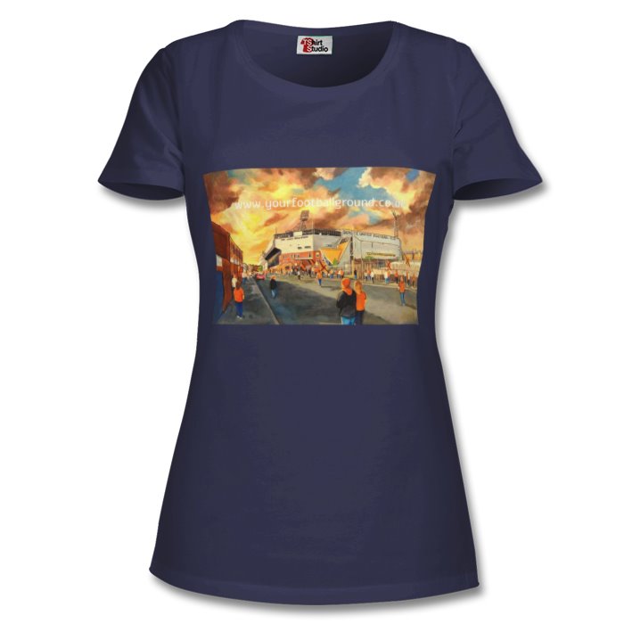 Women's Dundee-United supporters on way to game T-Shirt